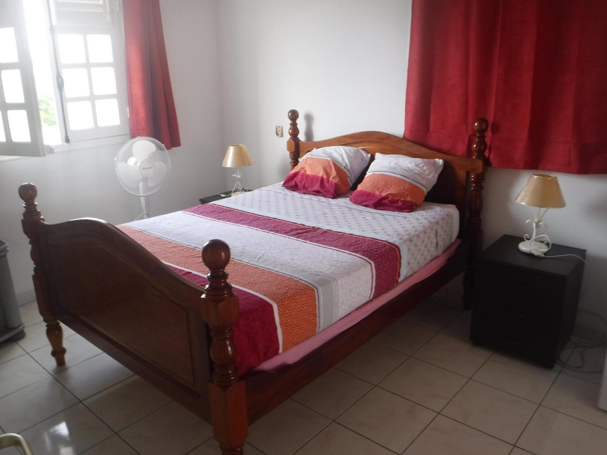 Manikou Bed & Breakfast Ле Вауклин Екстериор снимка
